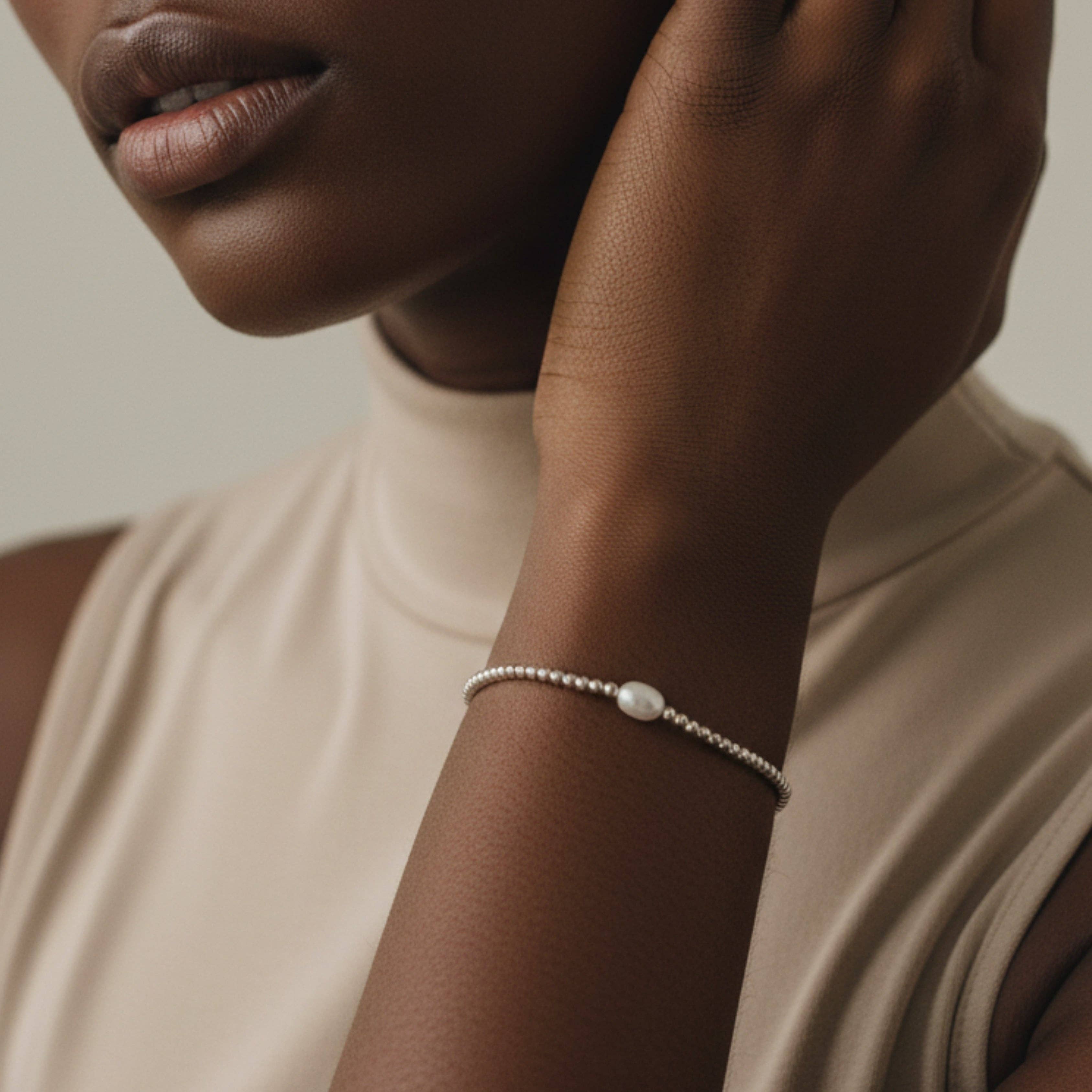 Lenny & Eva: Silver Beaded Pearl Bracelet